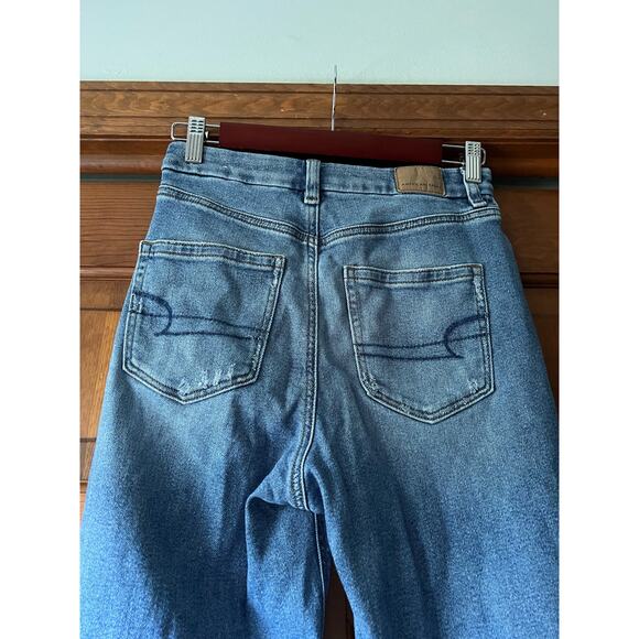 American Eagle Women Distressed Straight Leg Stretch Curvy Mom Jeans Blue Size 4 - Picture 4 of 11